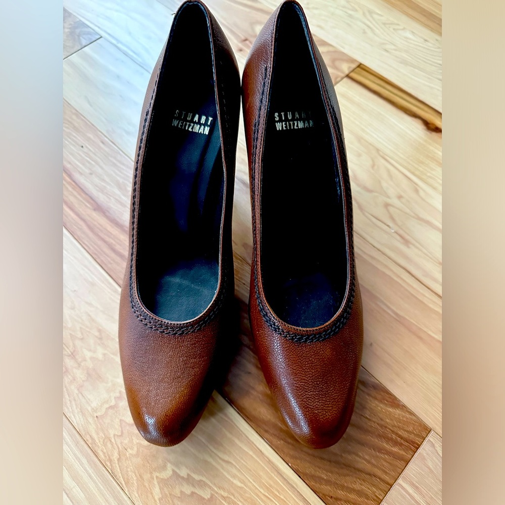 Stuart Weizman Brown Leather Platform Pumps. Sz 7 - image 1